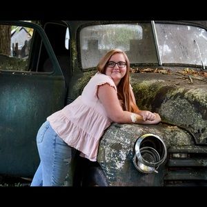 Meet your Posher, Brianna